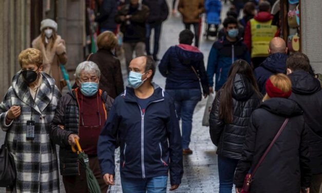 El CIS: Los españoles se han sentido preocupados, ansiosos y tristes durante la pandemia