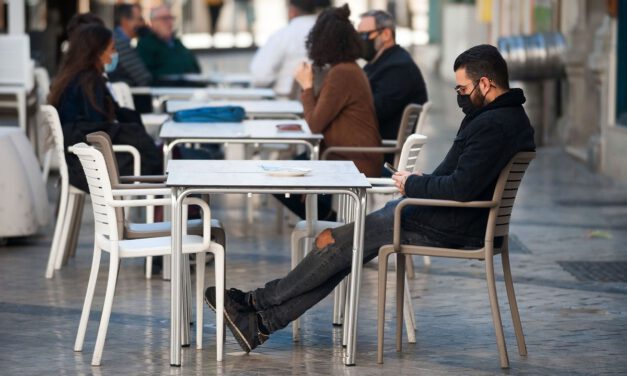 El TSJA no avala el pasaporte covid por no acotar su duración temporal