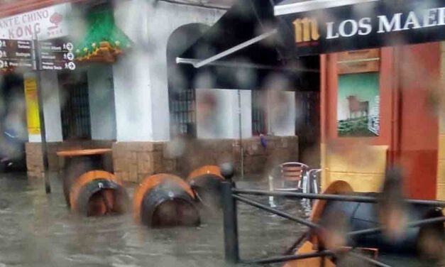 Las fuertes lluvias ocasionan importantes inundaciones en El Puerto