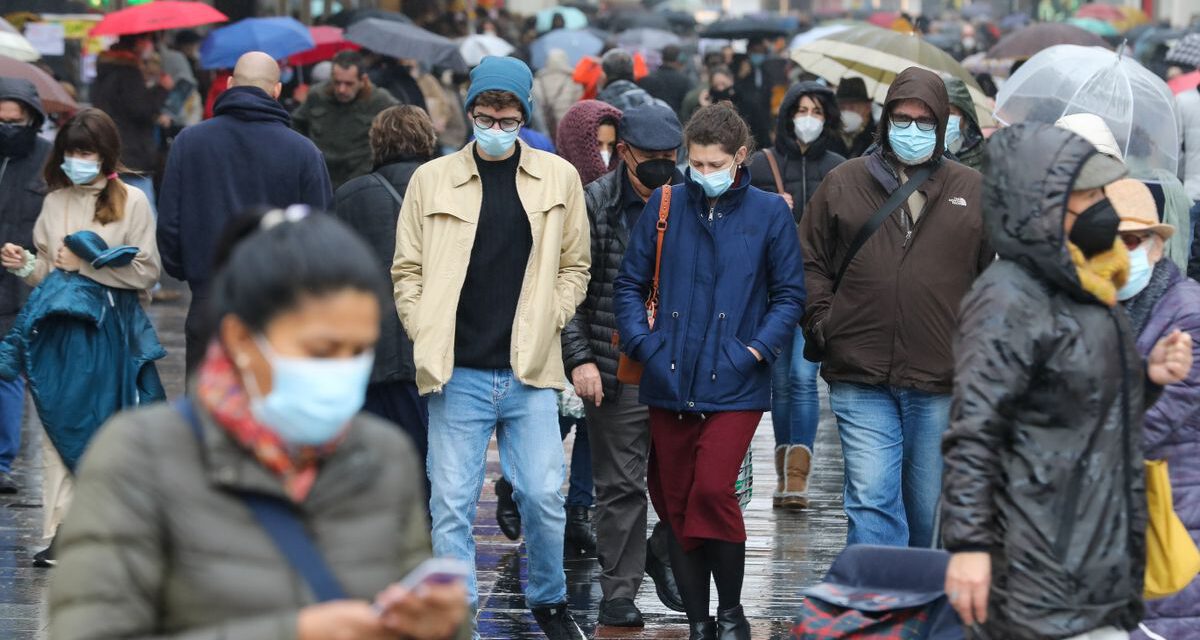 La OMS prevé que el 50% de la población europea se contagiará de ómicron en los próximos dos meses