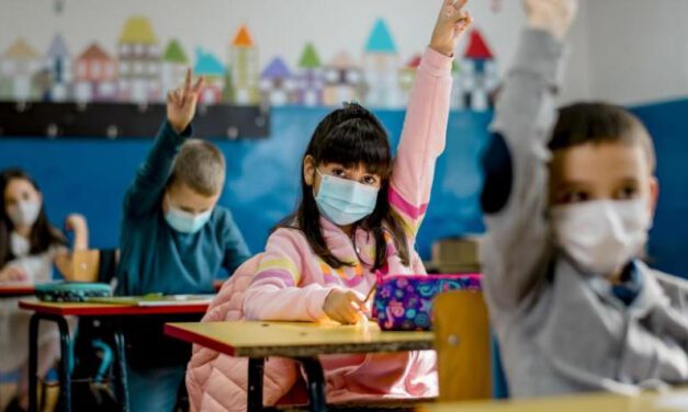 Andalucía propone fecha para la retirada de las mascarillas en los colegios