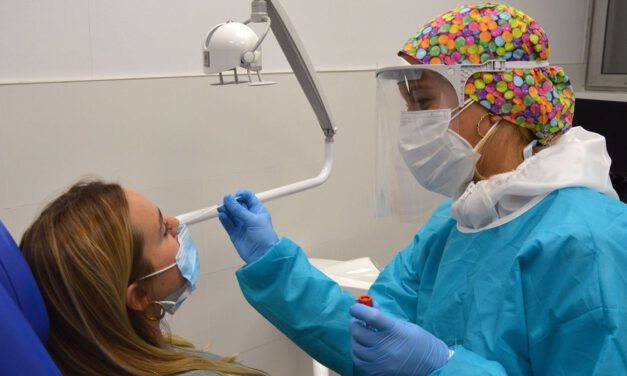 Andalucía baja de los 2.000 hospitalizados Covid