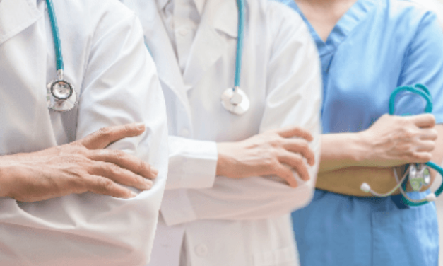 El informe del Colegio de Médicos cifra en 650 el déficit anual de plazas MIR