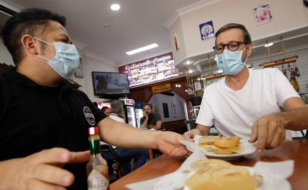 La Junta se pronuncia sobre eliminar el uso de mascarilla en interiores