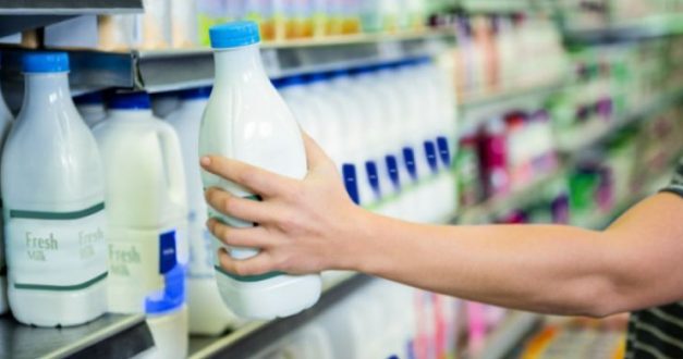 El sector lácteo alerta de que ya se nota desabastecimiento en los supermercados