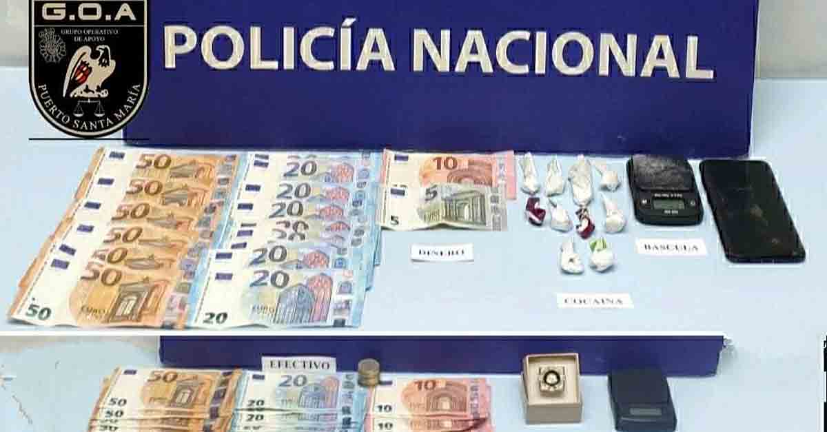 Tres detenidos en El Puerto por vender cocaína y heroína desde dos viviendas