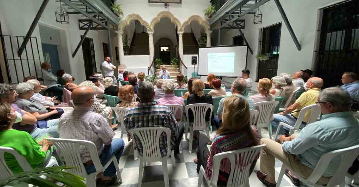 Juan Gómez ofrece una conferencia sobre el movimiento masón en El Puerto desde el siglo XVIII