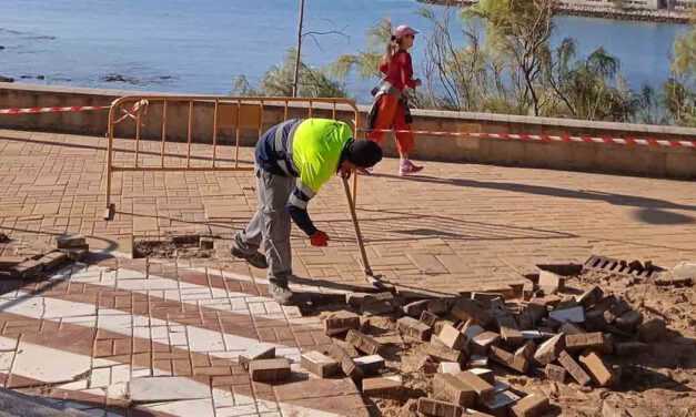 Comienza el arreglo del Paseo del Aculadero, entre Puerto Sherry y la playa de La Puntilla