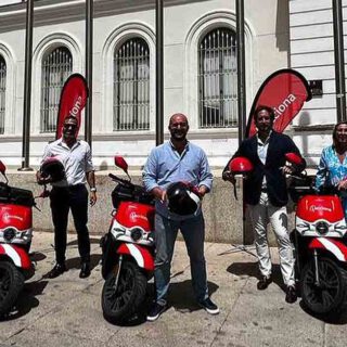 El Puerto contará este verano con el servicio de motos eléctricas compartidas de Acciona