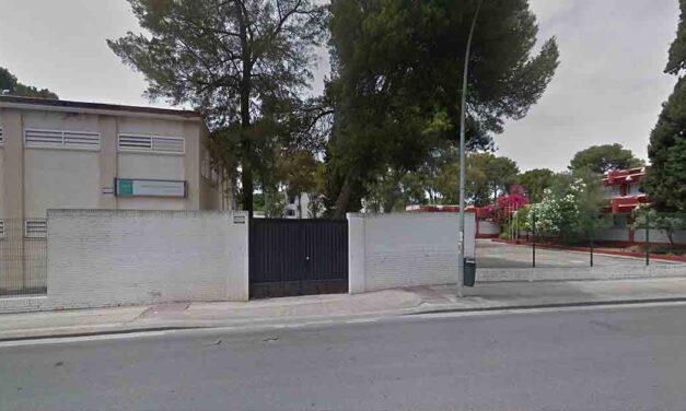 El PSOE denuncia que no se han pintado los pasos de peatones cercanos a los colegios