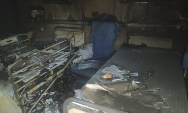 Evacuan a pacientes en un hospital de Córdoba por el incendio en una habitación