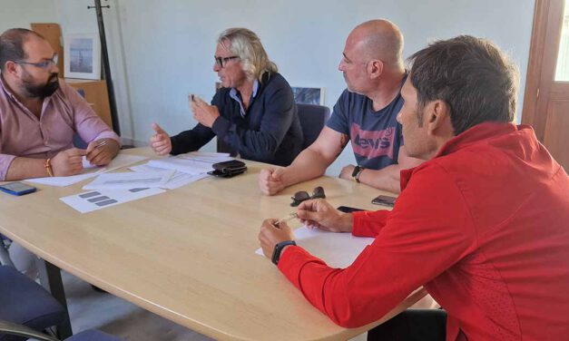 Bello se reúne con UGT para evaluar la reorganización del Personal del Ayuntamiento