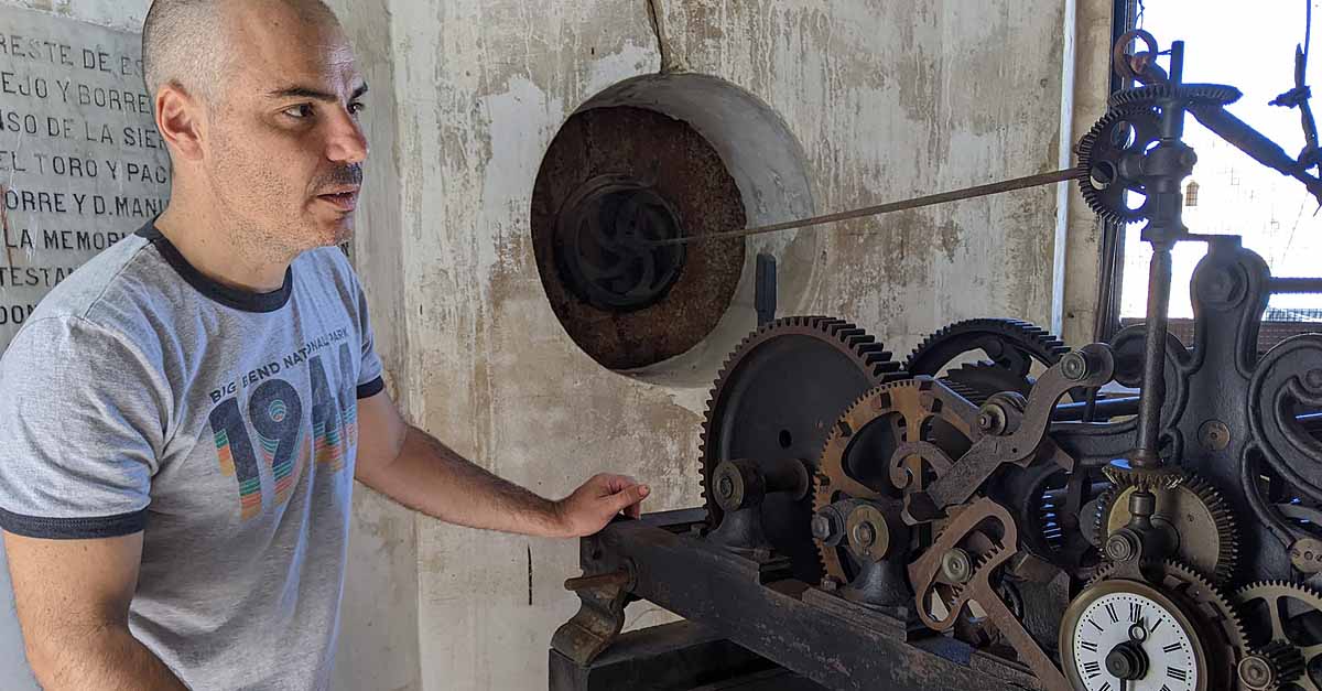 Una empresa portuense pone en funcionamiento el histórico reloj de la Basílica menor