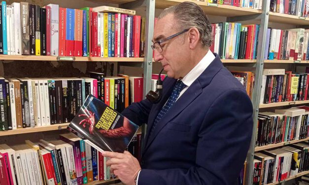García de Romeu presenta en la Biblioteca Pública su novela "Una gaviota voló sobre Cortadura"
