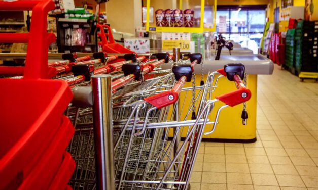 Las familias pierden 1.740 euros en capacidad de compra con 7,3% de inflación