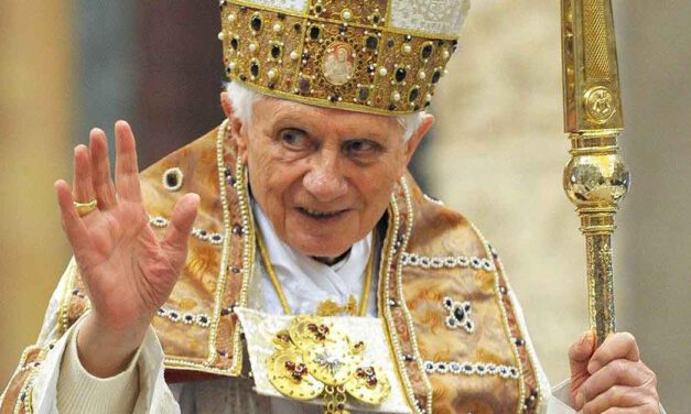 Ha muerto el Papa Benedicto XVI, pero la sede no queda vacante