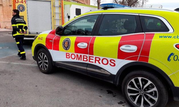 Fallecen dos varones en sendos incendios en viviendas de Sevilla y Puerto Real