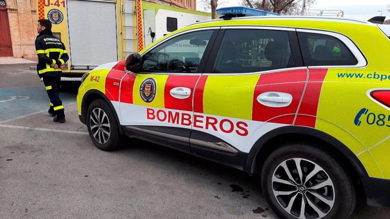 Fallecen dos varones en sendos incendios en viviendas de Sevilla y Puerto Real