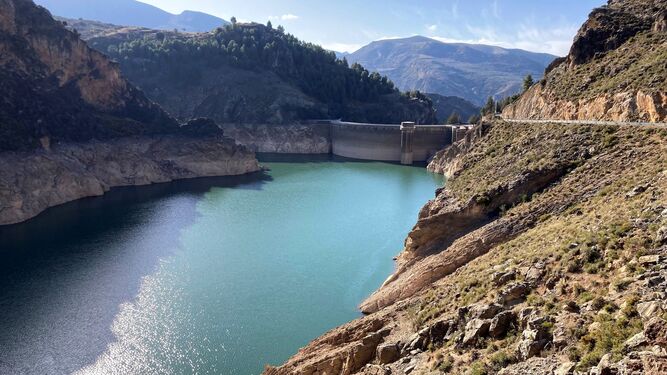 Los embalses de la cuenca del Guadalquivir reciben un 60% menos de agua este año