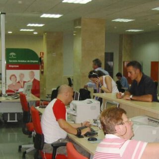 El paro sube en 1.530 personas en febrero en Andalucía y se sitúa en 749.675