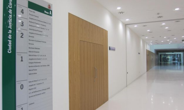 Condena de 34.900 euros por las quemaduras de una mujer durante una cesárea en Córdoba