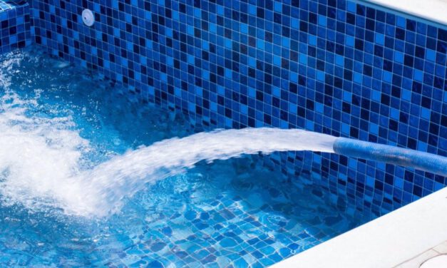 Los administradores de fincas piden a las comunidades un uso racional del agua