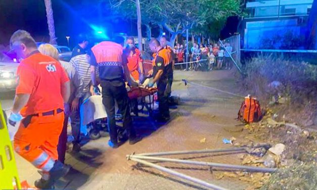 Herido un niño de 12 años tras caer de una atracción de feria en Motril