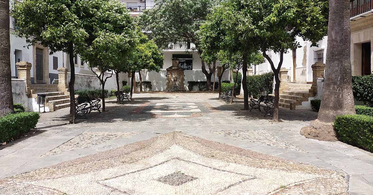 La plaza de Cristóbal Colón de El Puerto acogerá este viernes un mercado por el Día del Libro