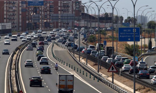 La distracción al volante está detrás del 38 % de los accidentes mortales en Andalucía