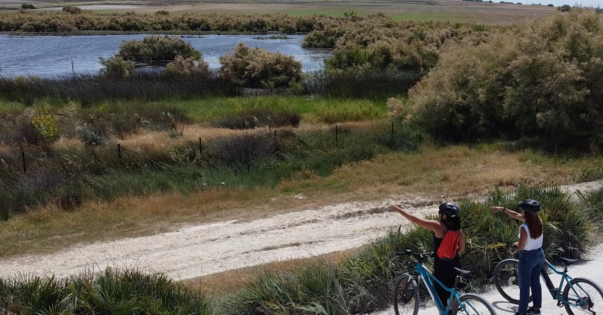 Una nueva ruta en bici recorrerá las lagunas bajo la luna llena el 1 de julio