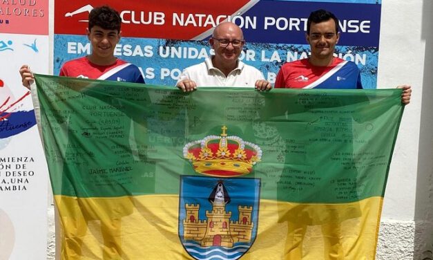 El joven nadador Héctor González competirá en Madrid con la bandera viajera de El Puerto