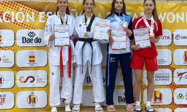 La joven portuense Gema Gálvez se alza como campeona de España junior de taekwondo