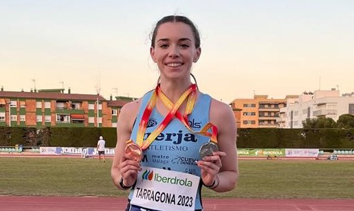 González Nieto felicita a Julia Griñán por sus datos en el Campeonato de España sub 23 de Atletismo