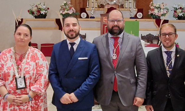 Bello felicita a Juan Mesa por su pregón de la Virgen del Carmen