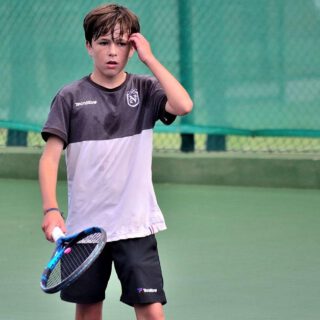 El joven Louis D'auzac se enfrenta este verano a cuatro competiciones de tenis