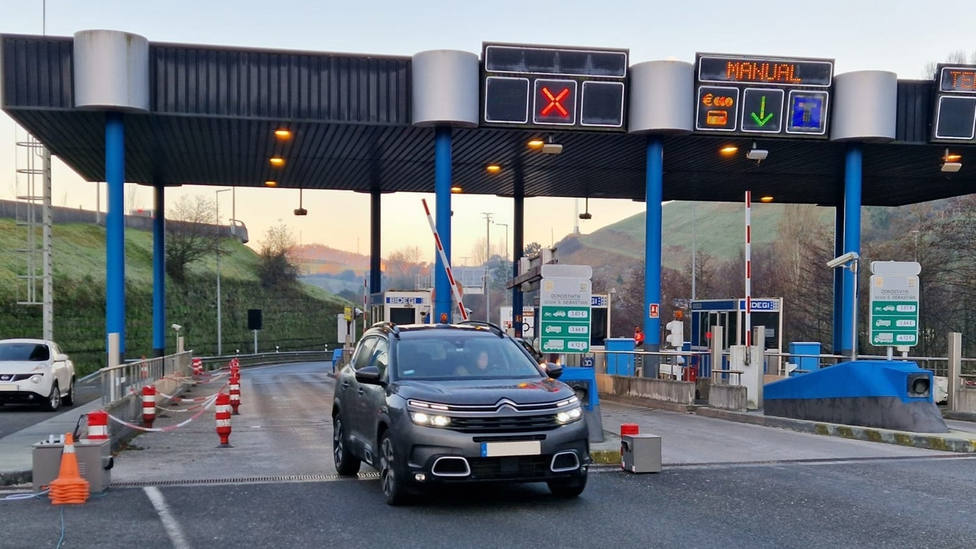 España pacta con Bruselas descartar el plan para imponer peajes en las autovías en 2024