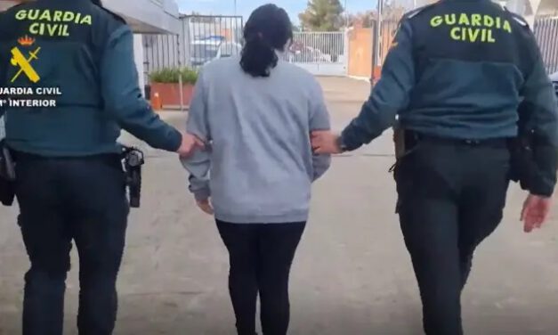 Detenida la madre de la bebé que fue hallada en un contenedor en Los Palacios