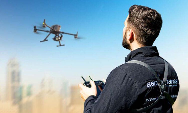 Juventud abre la inscripción para un curso práctico de piloto de drones