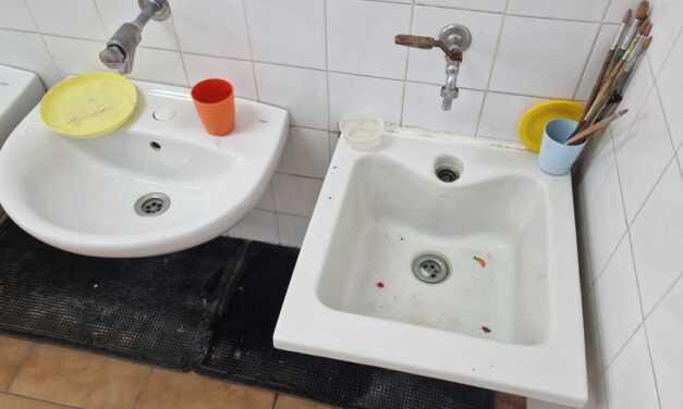 El AMPA de Las Dunas exige al Ayuntamiento una solución definitiva a los problemas de limpieza en el centro