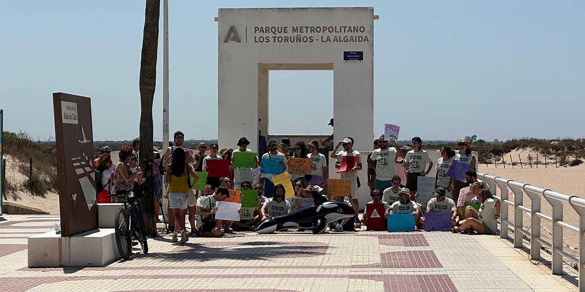 Fracaso absoluto en la convocatoria de Ecologistas de El Puerto en contra del turismo en Valdelagrana