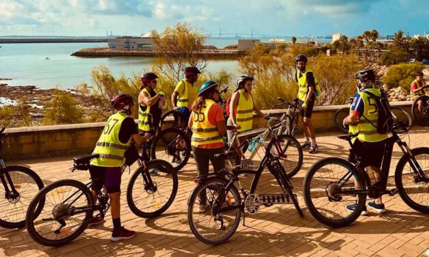 El Puerto celebra el Día Europeo Sin Coches con una ruta multitudinaria en bici