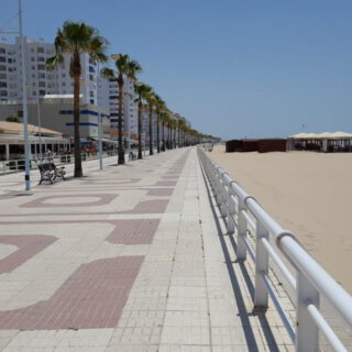 El Ayuntamiento saca a licitación 7 quioscos de helados en distintas ubicaciones del litoral de El Puerto