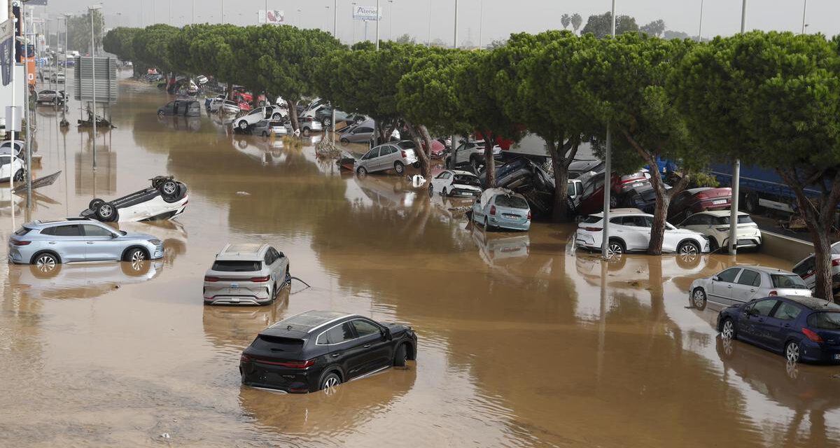 Al menos 62 personas fallecidas por las inundaciones en Valencia