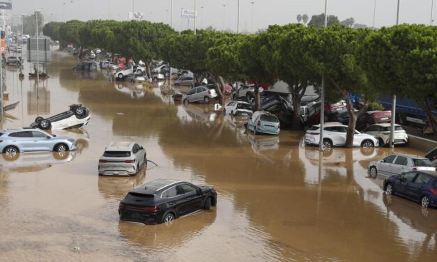 Al menos 62 personas fallecidas por las inundaciones en Valencia