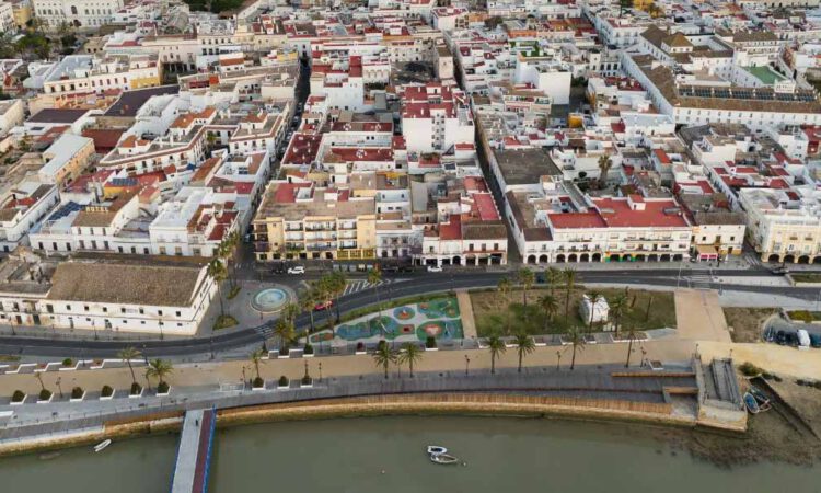 El Ayuntamiento concede dos nuevas licencias para uso residencial en el centro de El Puerto