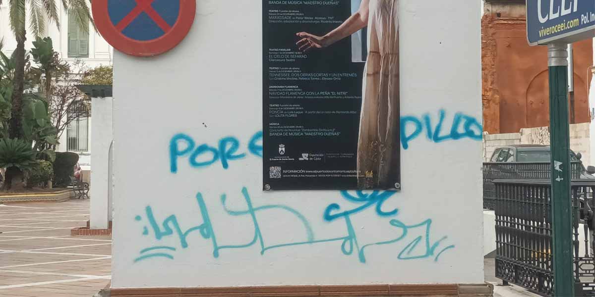 El PSOE denuncia una pintada de carácter fascista en la Plaza Peral