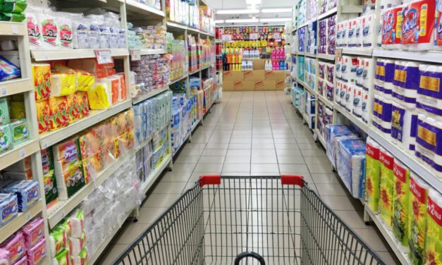 La OCU: La cesta de la compra se encarece un 1,22 % en enero