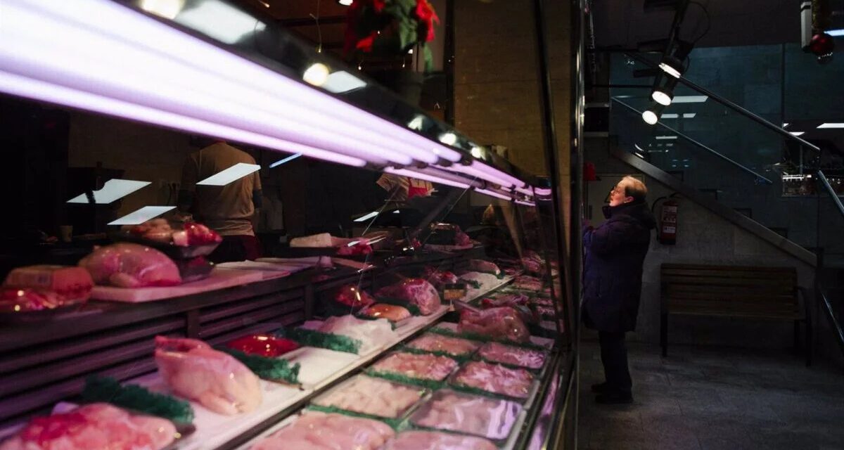 La OCU: El 30% de las familias cree que 2025 será peor que 2024 para su economía doméstica
