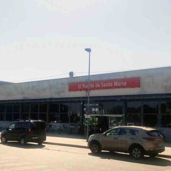 El Pleno exige mejoras urgentes en la accesibilidad de la estación y el apeadero de Valdelagrana