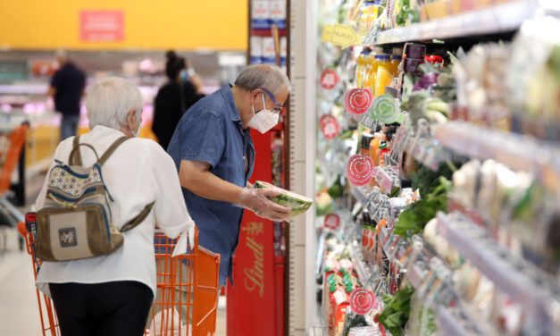 7 de cada 10 españoles no leen las etiquetas de los alimentos de manera habitual